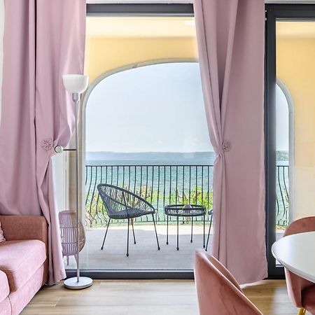 Casa Vacanze Maddalena - Palazzetto Sul Lago - Diamante Rosa مارتا الغرفة الصورة