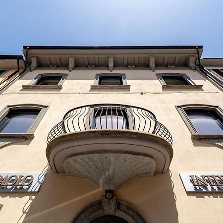 Casa Vacanze Maddalena - Palazzetto Sul Lago - Diamante Rosa مارتا المظهر الخارجي الصورة