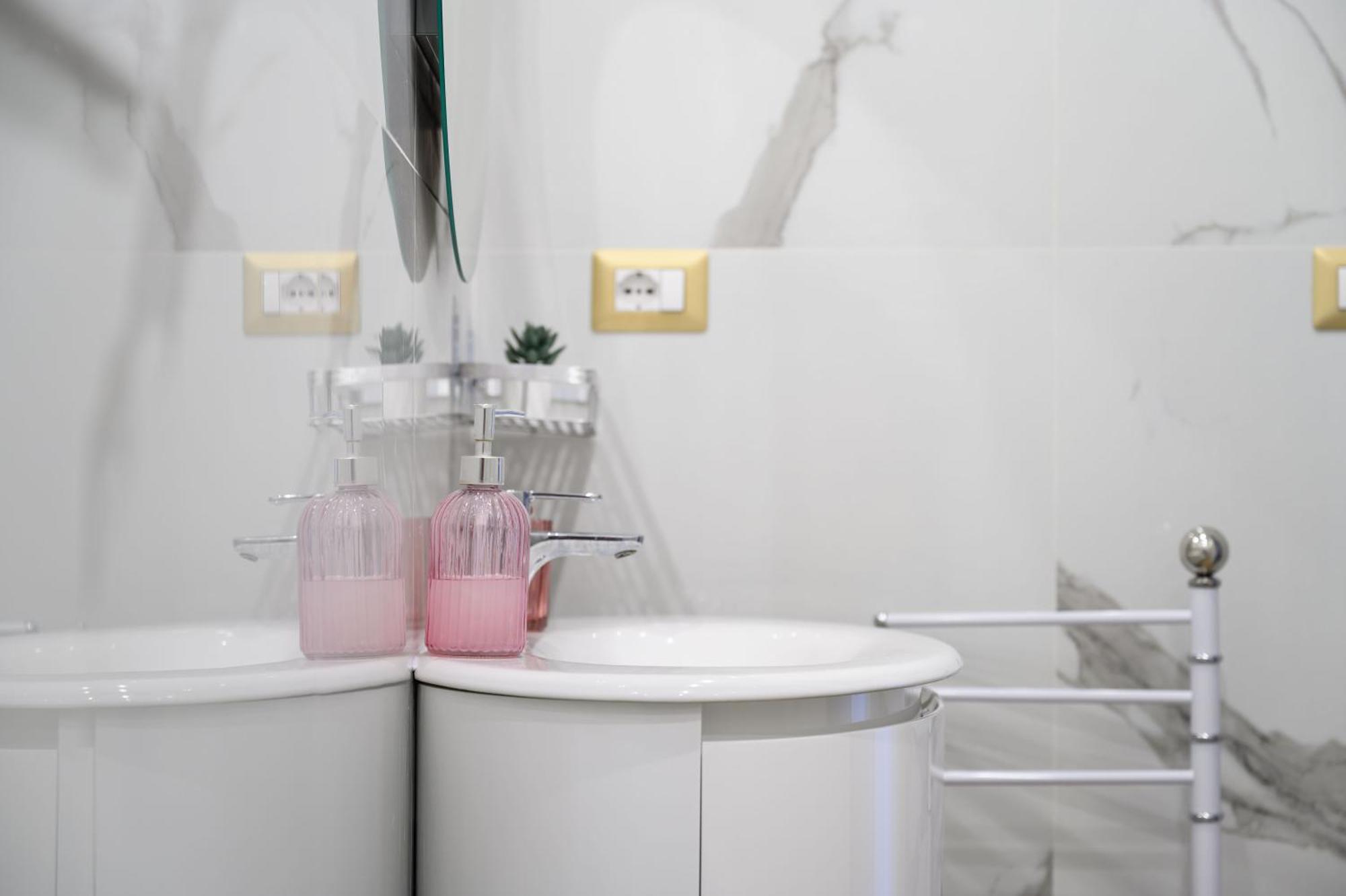 Casa Vacanze Maddalena - Palazzetto Sul Lago - Diamante Rosa مارتا المظهر الخارجي الصورة