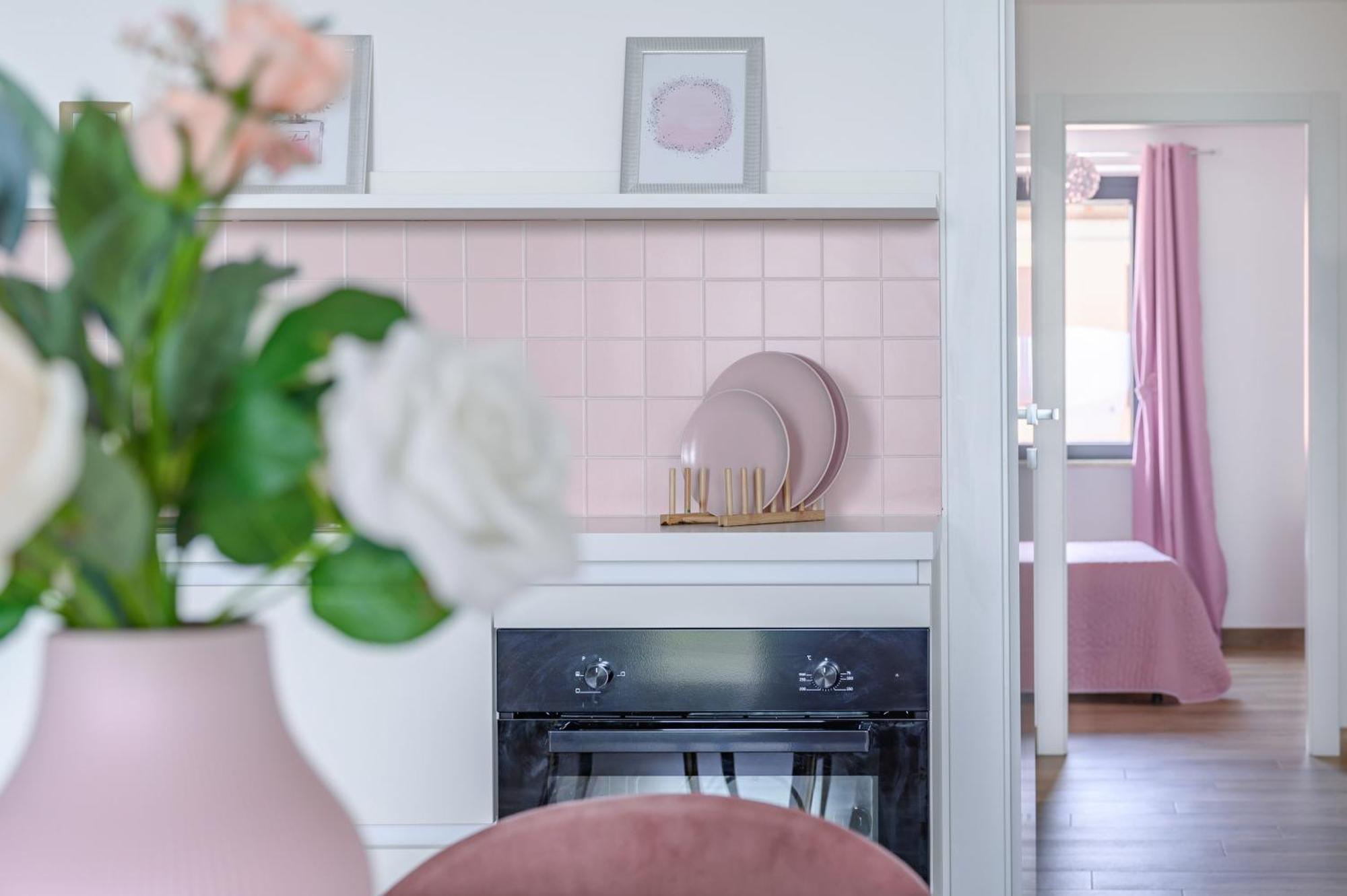 Casa Vacanze Maddalena - Palazzetto Sul Lago - Diamante Rosa مارتا المظهر الخارجي الصورة