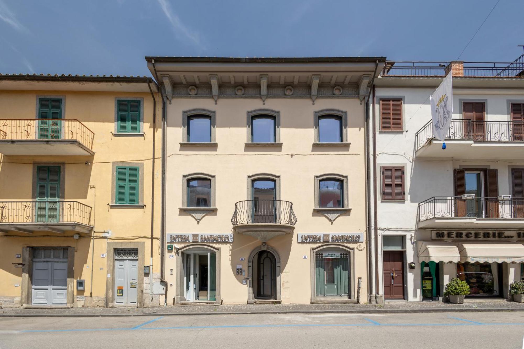 Casa Vacanze Maddalena - Palazzetto Sul Lago - Diamante Rosa مارتا المظهر الخارجي الصورة