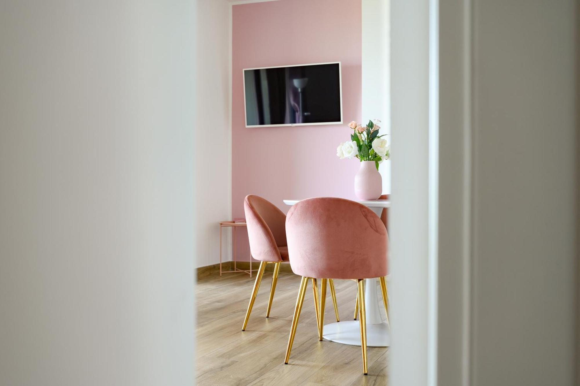 Casa Vacanze Maddalena - Palazzetto Sul Lago - Diamante Rosa مارتا المظهر الخارجي الصورة