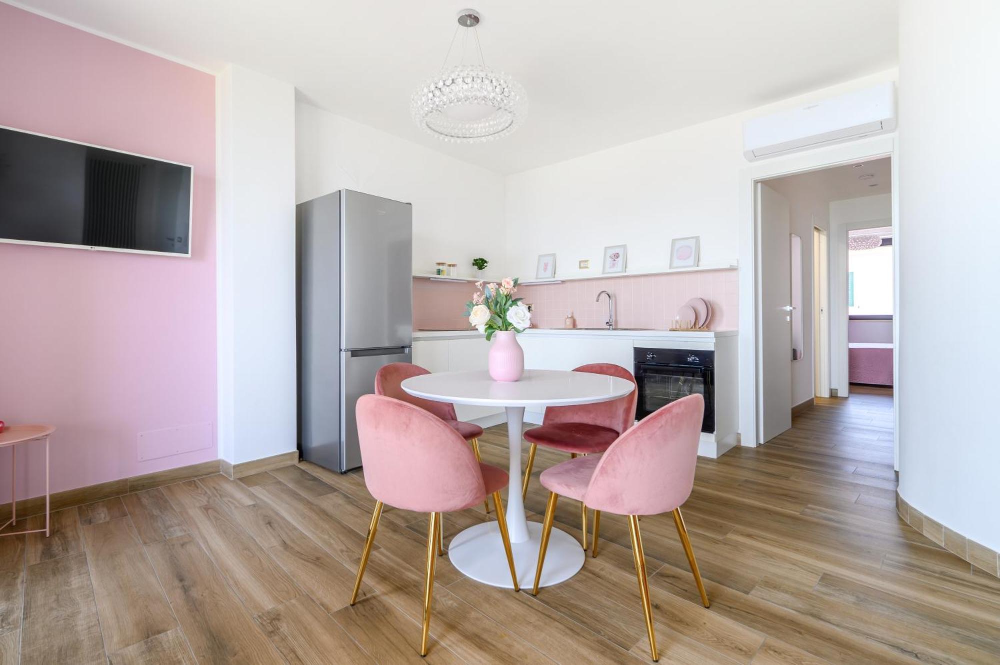 Casa Vacanze Maddalena - Palazzetto Sul Lago - Diamante Rosa مارتا المظهر الخارجي الصورة