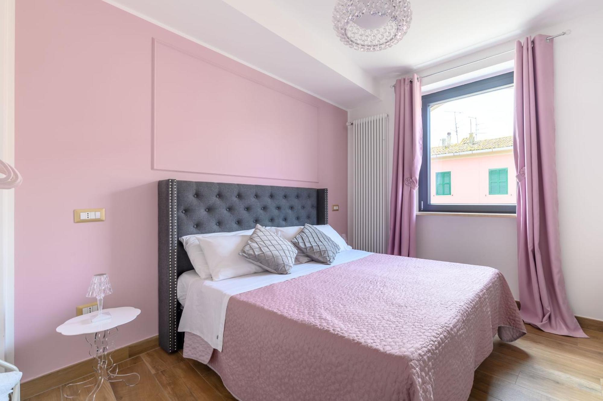 Casa Vacanze Maddalena - Palazzetto Sul Lago - Diamante Rosa مارتا المظهر الخارجي الصورة